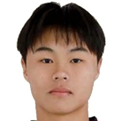  足协新赛季裁判评议启动；陕西联合球员钟文遭误判假摔；实际应获点球判罚。 体育新闻