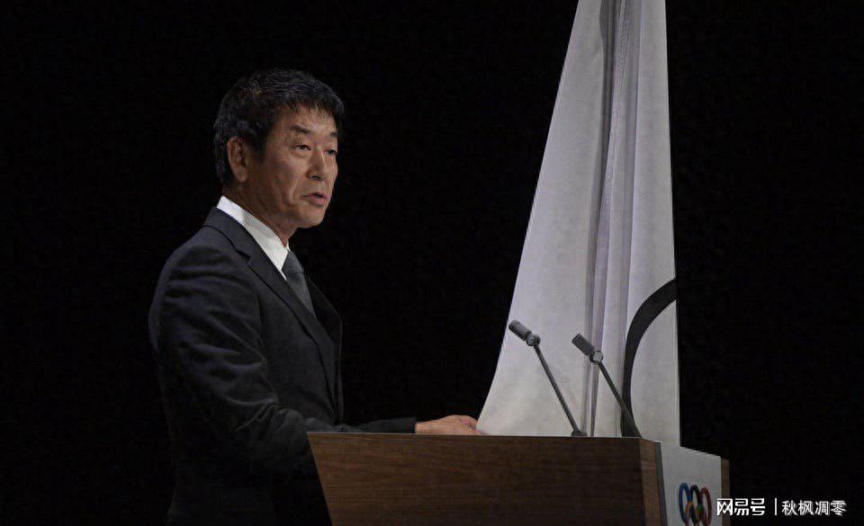 中立运动员身份红线:艺术体操颁奖典礼争议事件深度复盘 体育新闻