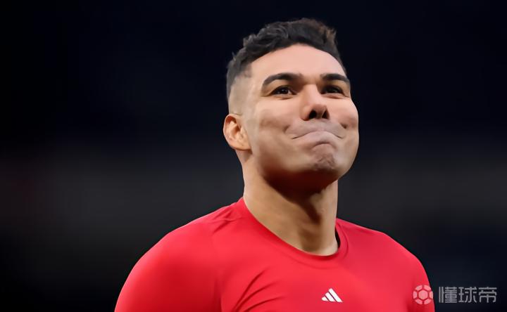 从基恩到马奎尔:曼联更衣室变革背后的引援逻辑深度剖析 体育新闻