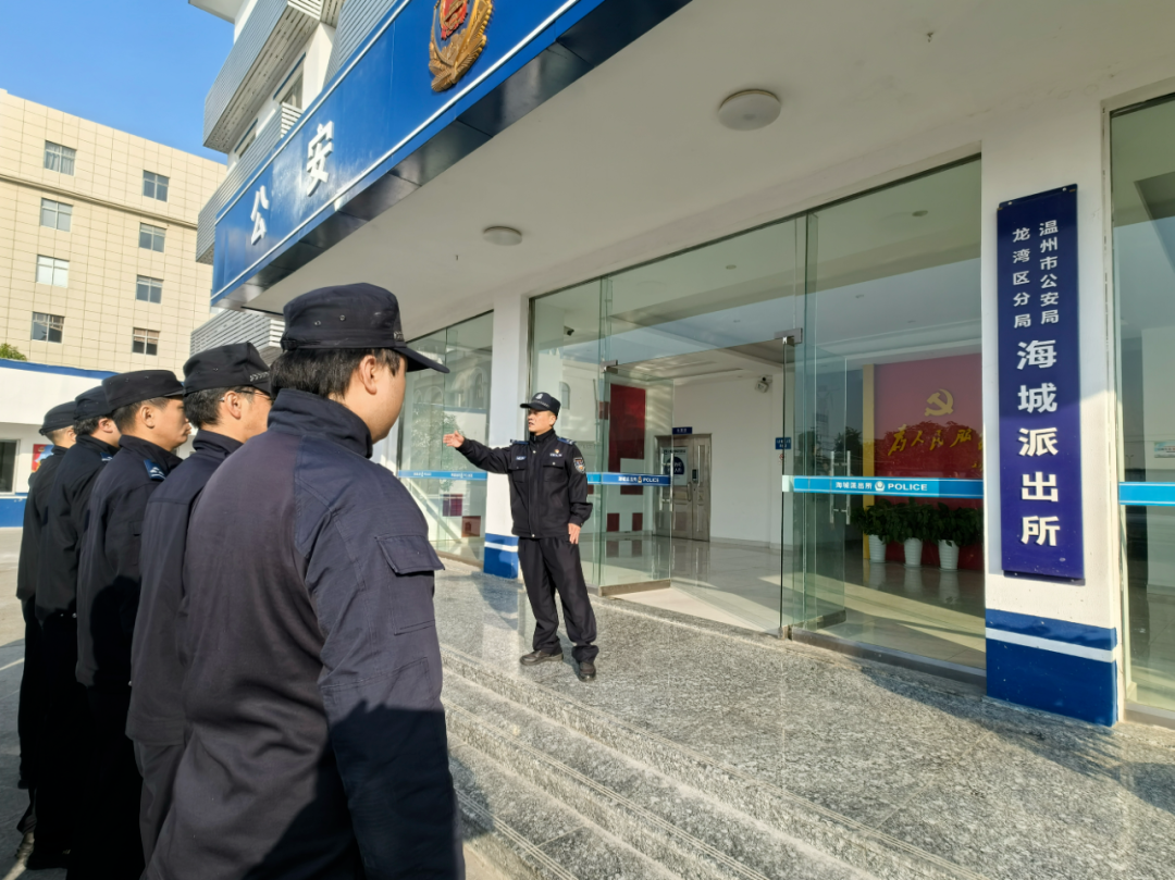  从橄榄绿到藏青蓝：温州辅警陈联合的十九年专业化蜕变之路 新闻