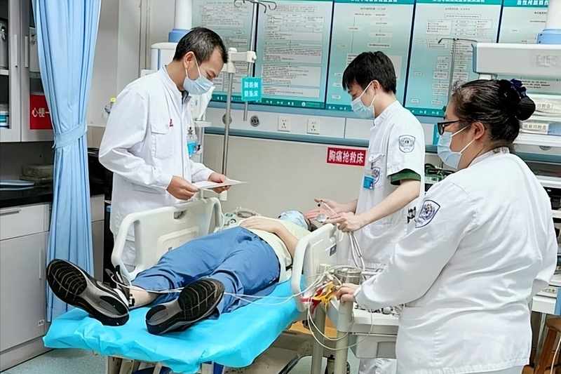 心肌梗死：血管从堵塞到崩塌的病理机制与六大危险行为